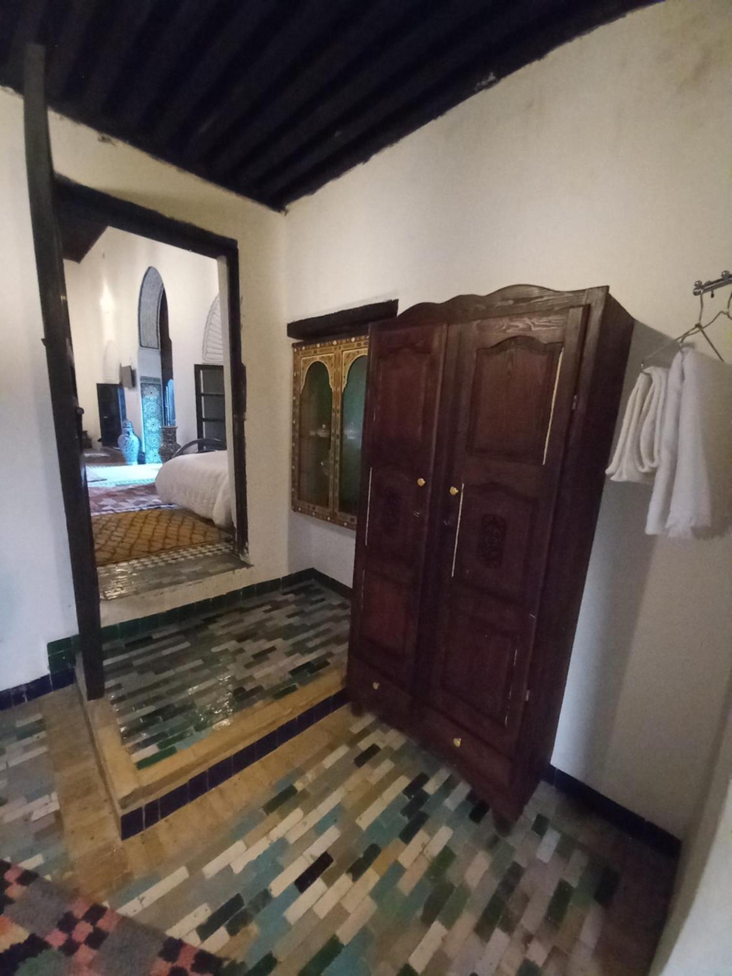 Palais Alfirdaous Medina Hotell Fès Rom bilde